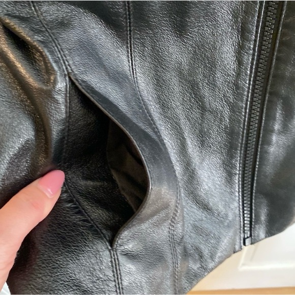 🛑🧥Wilson’s 💯% real leather jacket!!🛑 - Picture 7 of 8